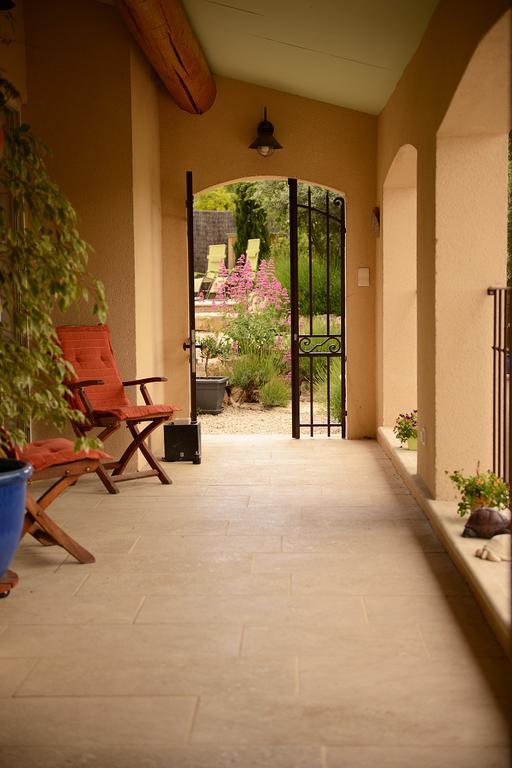 Mas De Carabelle Bed & Breakfast La Roque-Alric Room photo
